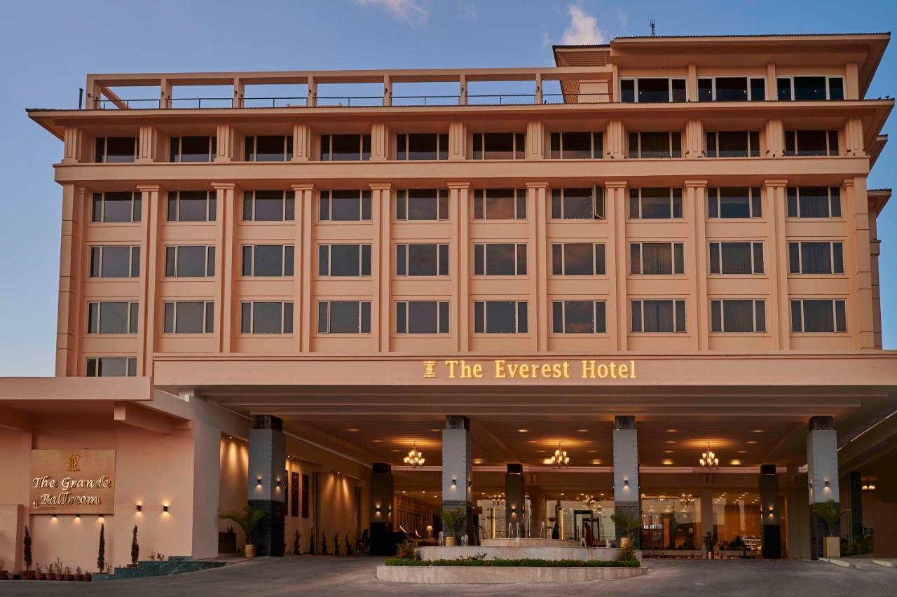 קטמנדו The Everest Hotel מראה חיצוני תמונה